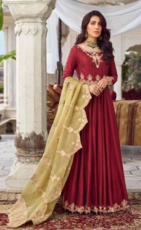 R9  by Sadaf Heavy Faux Georgette Pakistani Salwar Suit Collection