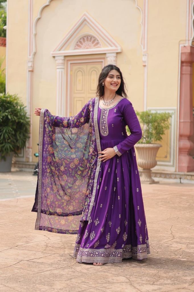 Anamika Vol 90 Gown With Dupatta