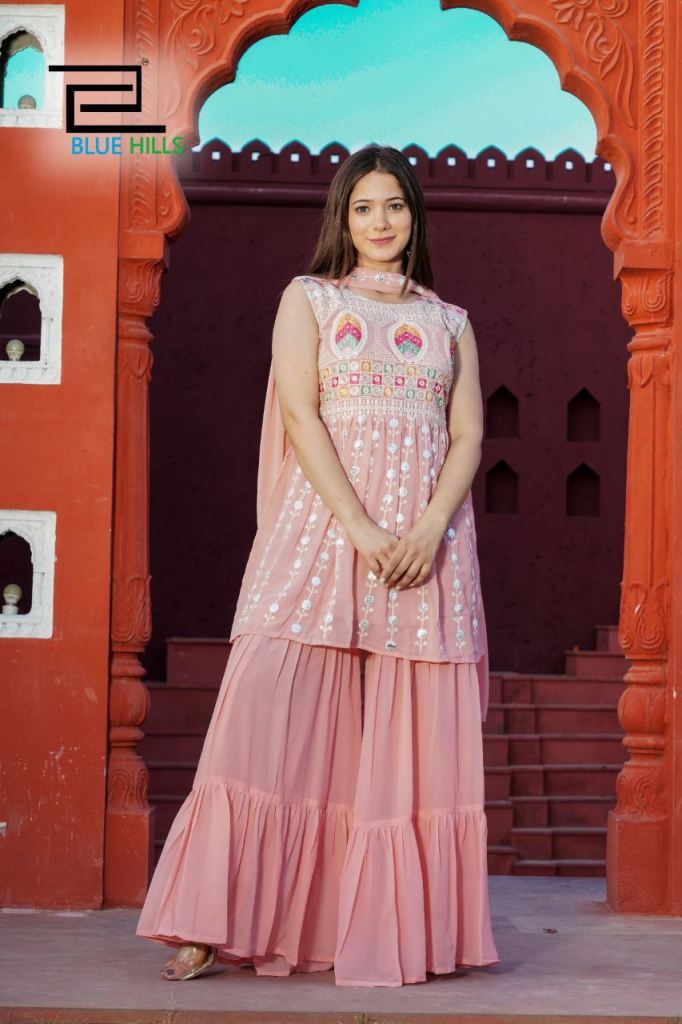 Trendy Sharara Suit | Bridal Fashion | Pakistani Suit | Sharara designs,  Red bridal dress, Pakistani dress design