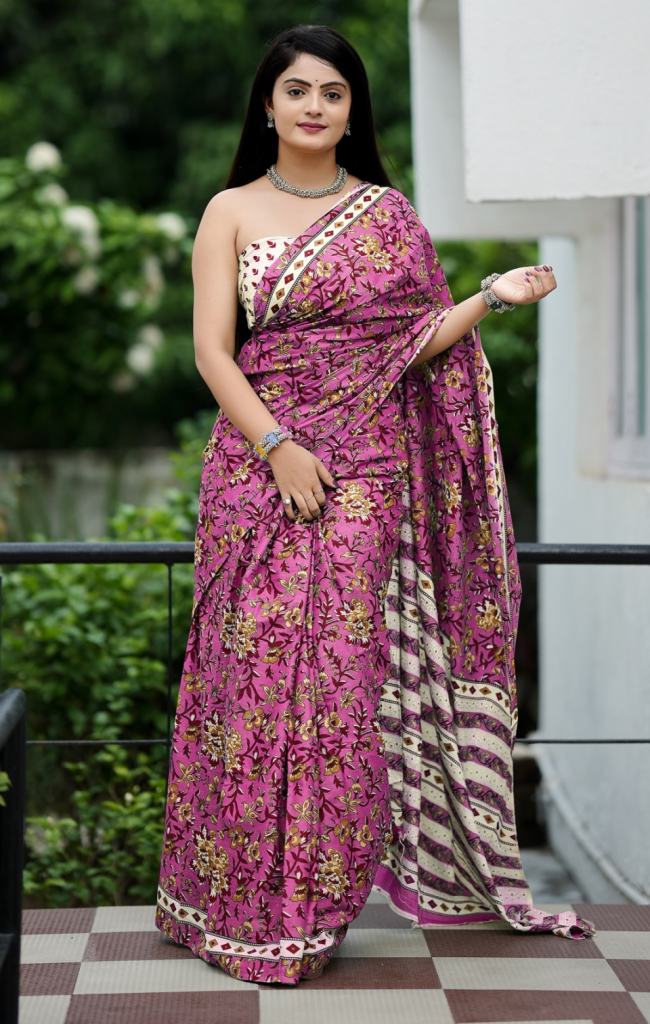 Df Miss Juli K Beautiful Saree