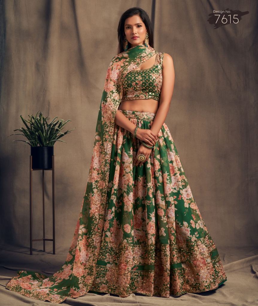 Emerald Green Outfits Are The New Pick For Wedding Festivities | Indian  bridal outfits, Party wear indian dresses, Muslim brides