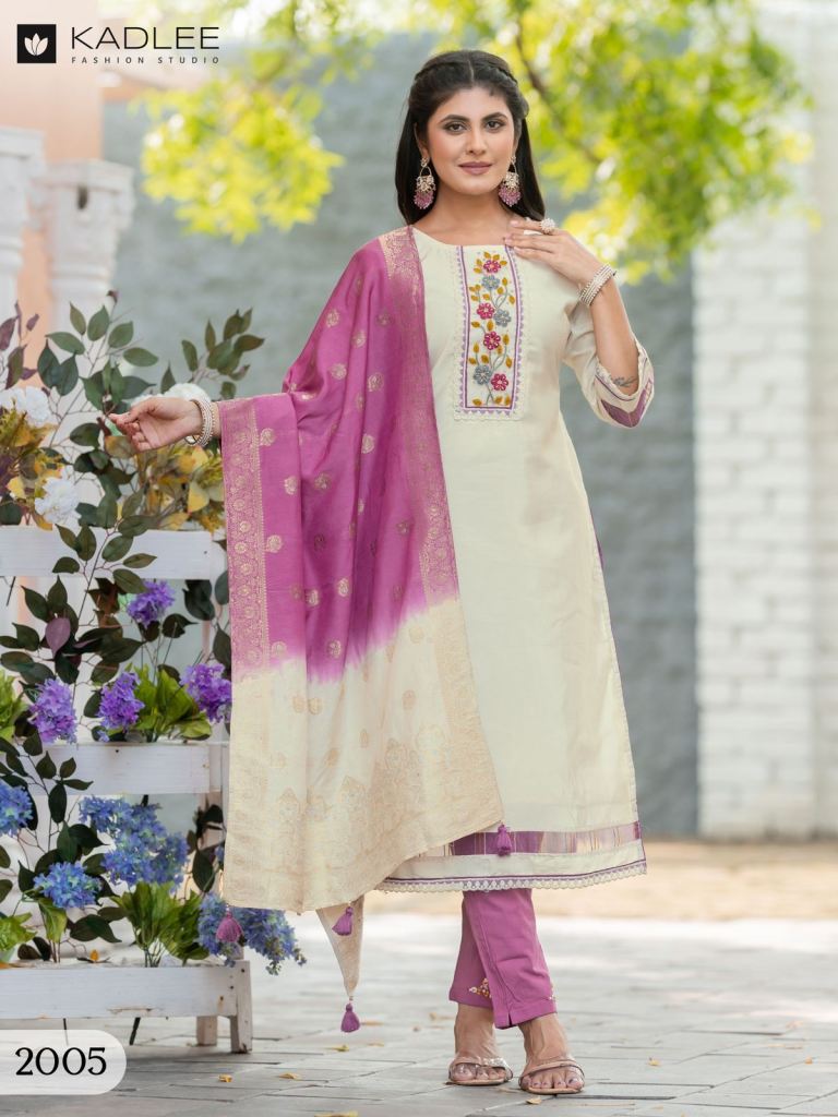 Kadlee Nimaya Kurti Bottom With Dupatta 