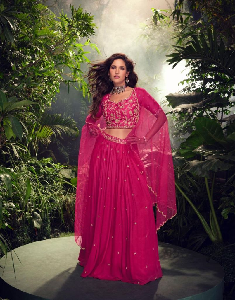 Sayuri Apurva Lehenga Choli