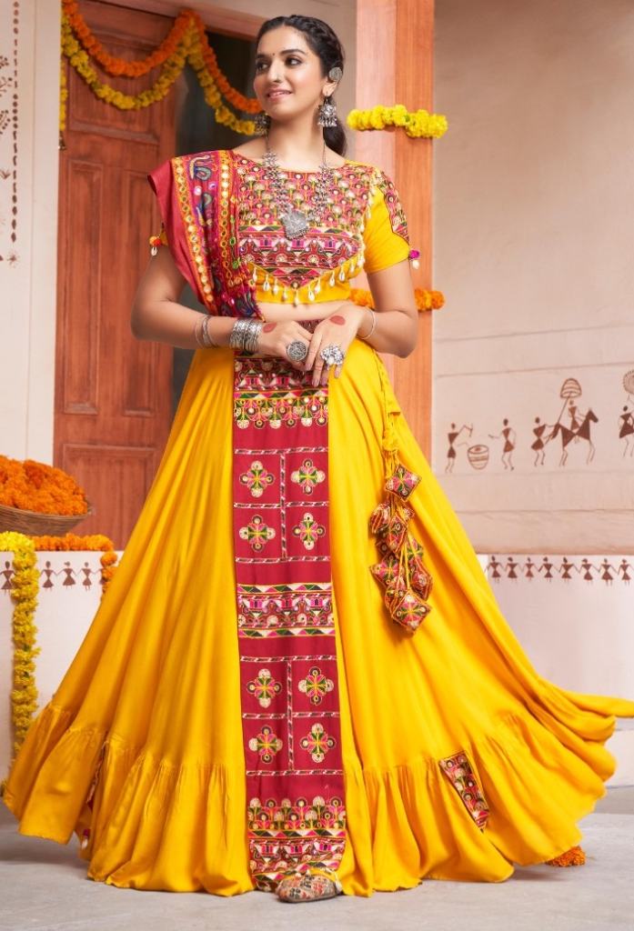 Buy Red Customized Lehenga By Aynaa Brand at Rs.25500/Piece in mumbai offer  by Aynaa