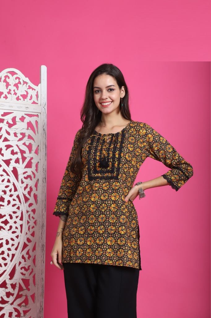 Trendy Zoori Cotton Short Kurti