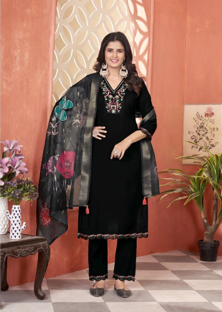 Zeeya Rohini Pakistani Suit