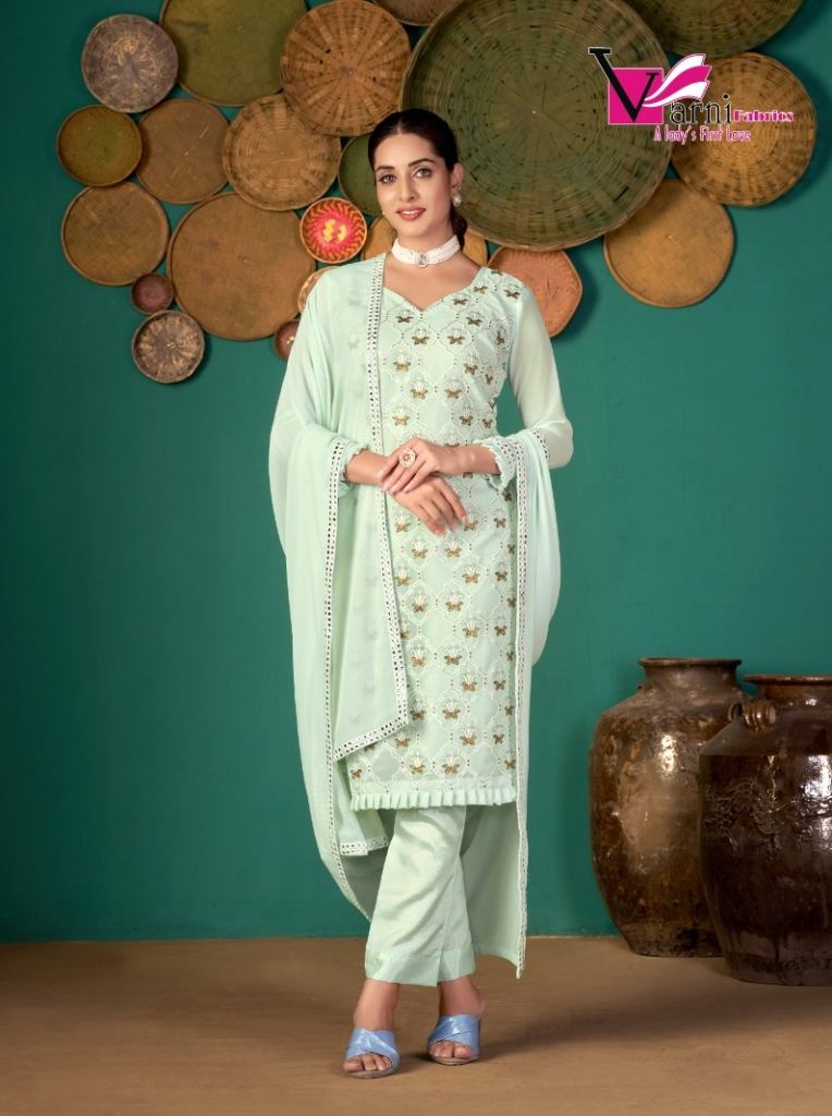 Zeeya Ruhani Designer Salwar Kameez